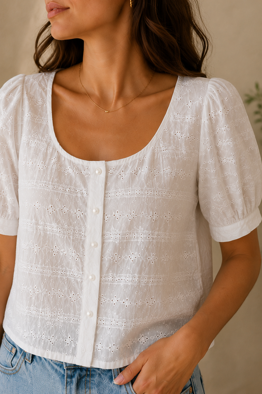 Ecru Elena blouse with bohemian chic eyelet embroidery - YCOO Paris | Les Piplettes
