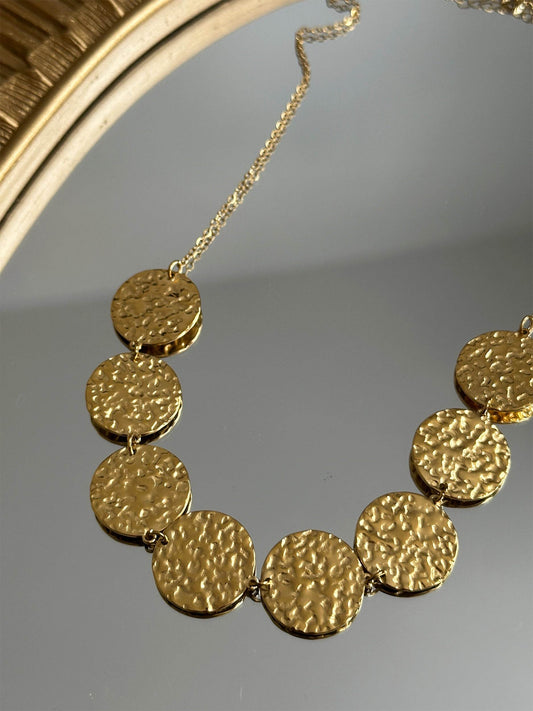 Collier Niva