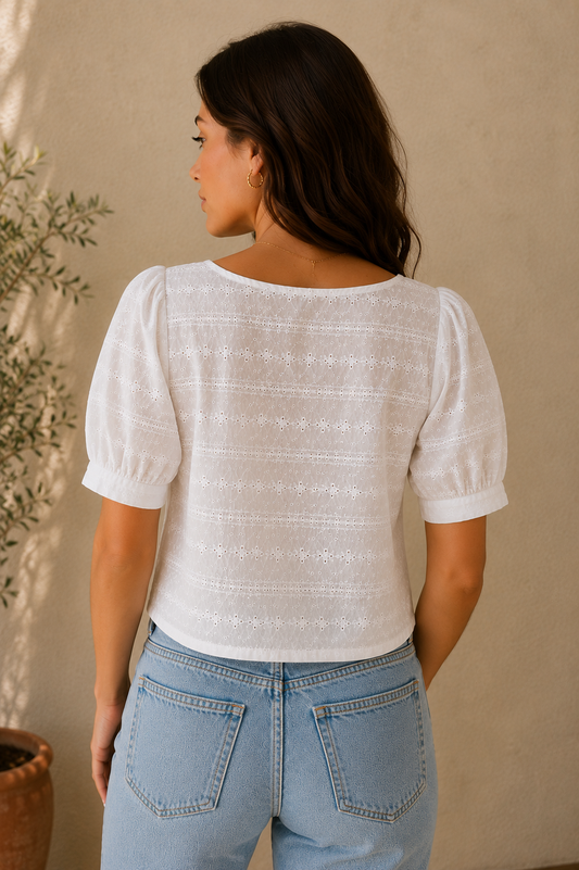 Ecru Elena blouse with bohemian chic eyelet embroidery - YCOO Paris | Les Piplettes
