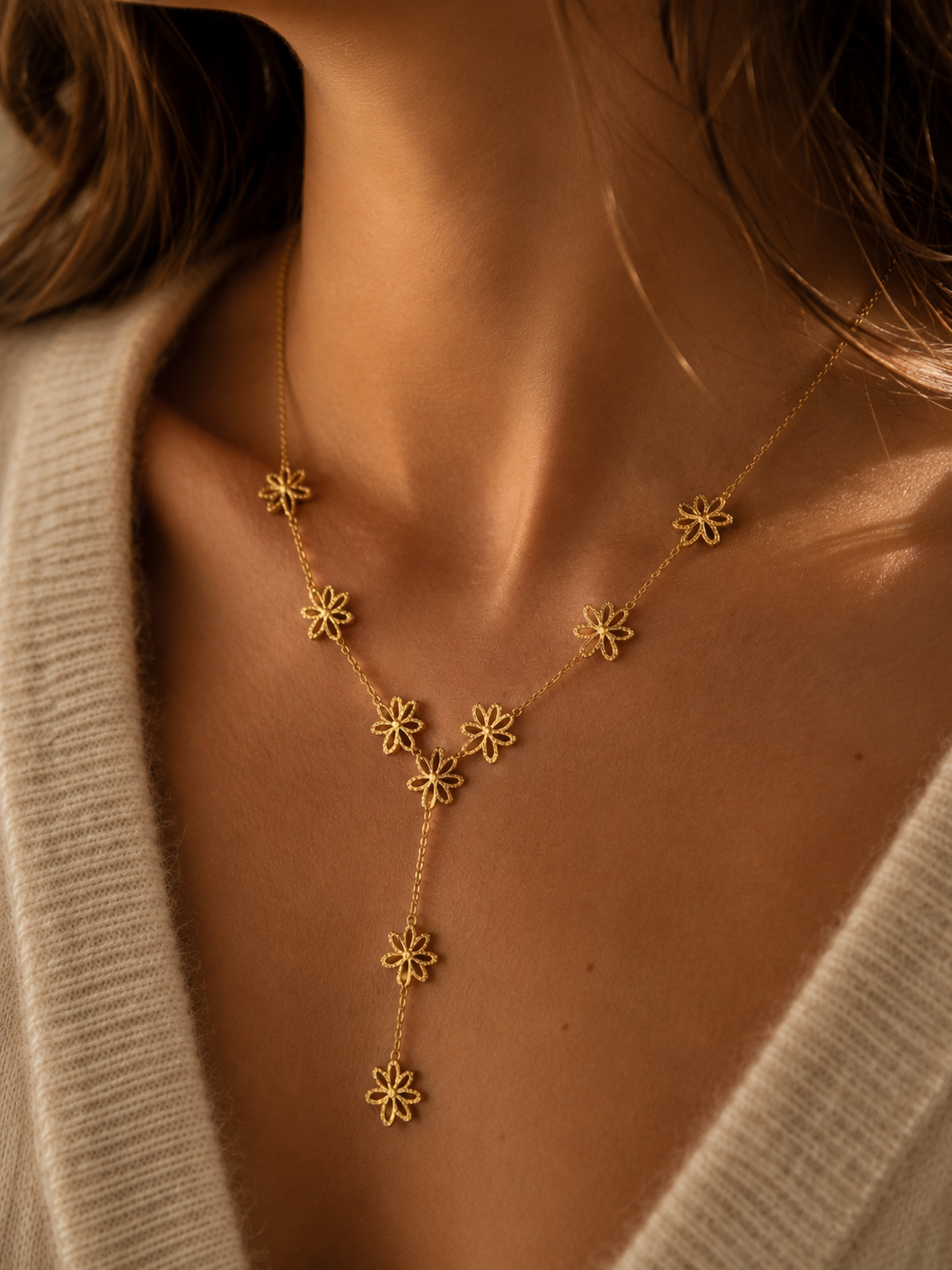 Alma Necklace