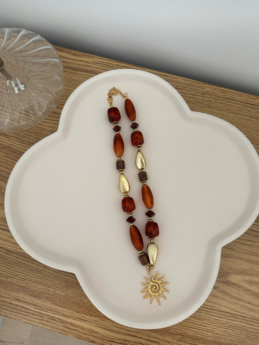COLLIER ORENDA