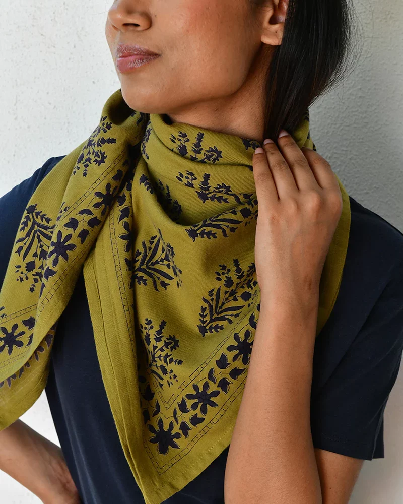 GRAND FOULARD GALATIE KAKI