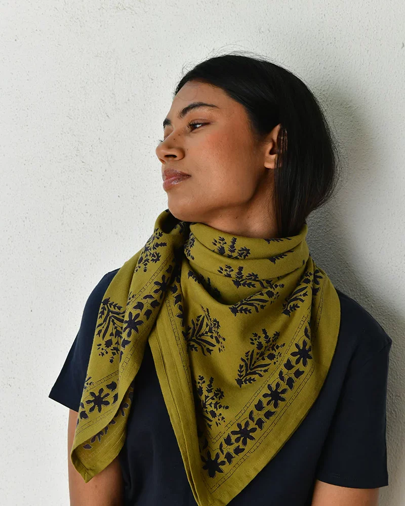 GRAND FOULARD GALATIE KAKI