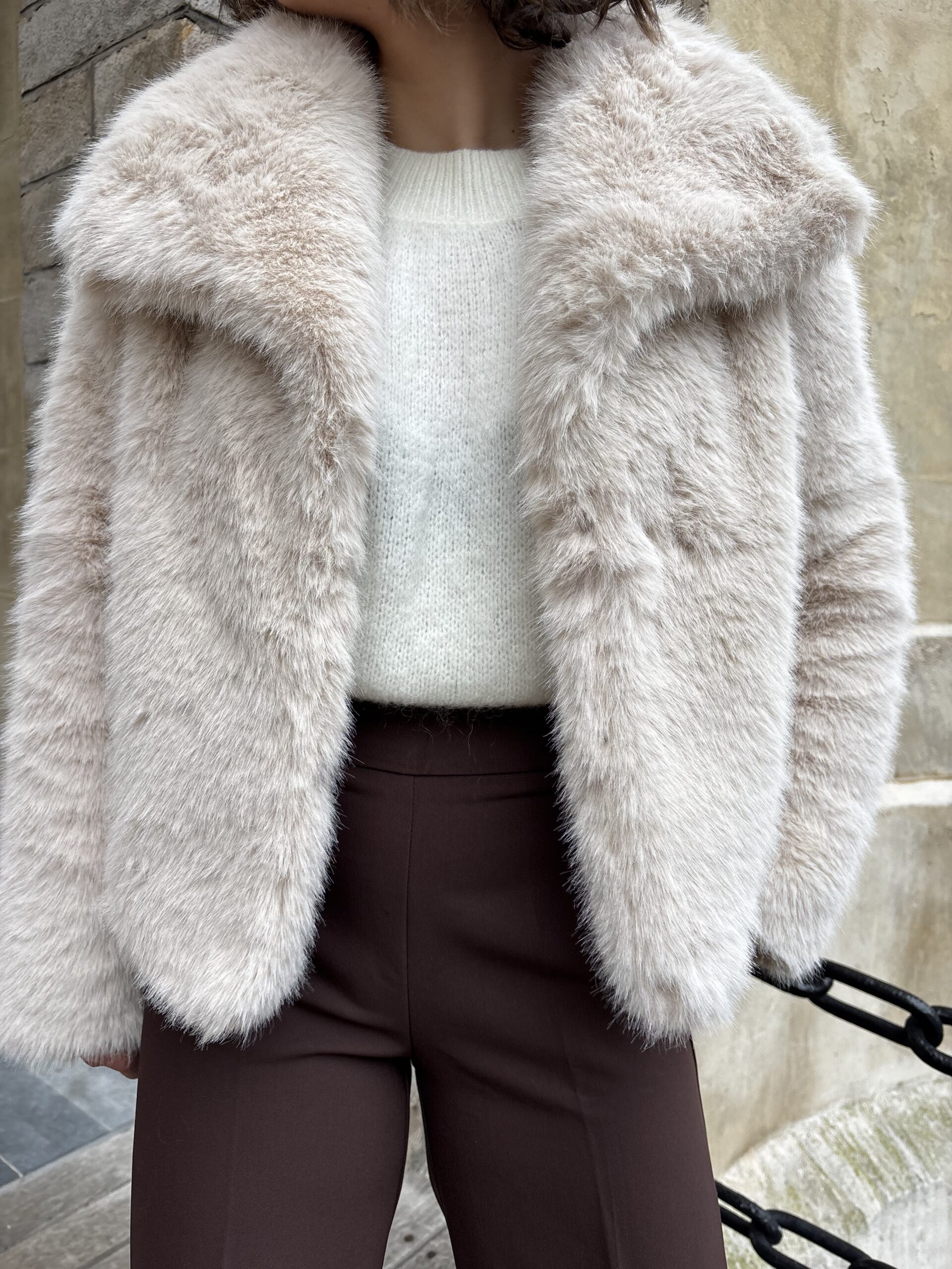 veste-fausse-fourrure-clea.3 VESTE FAUSSE FOURRURE CLEA