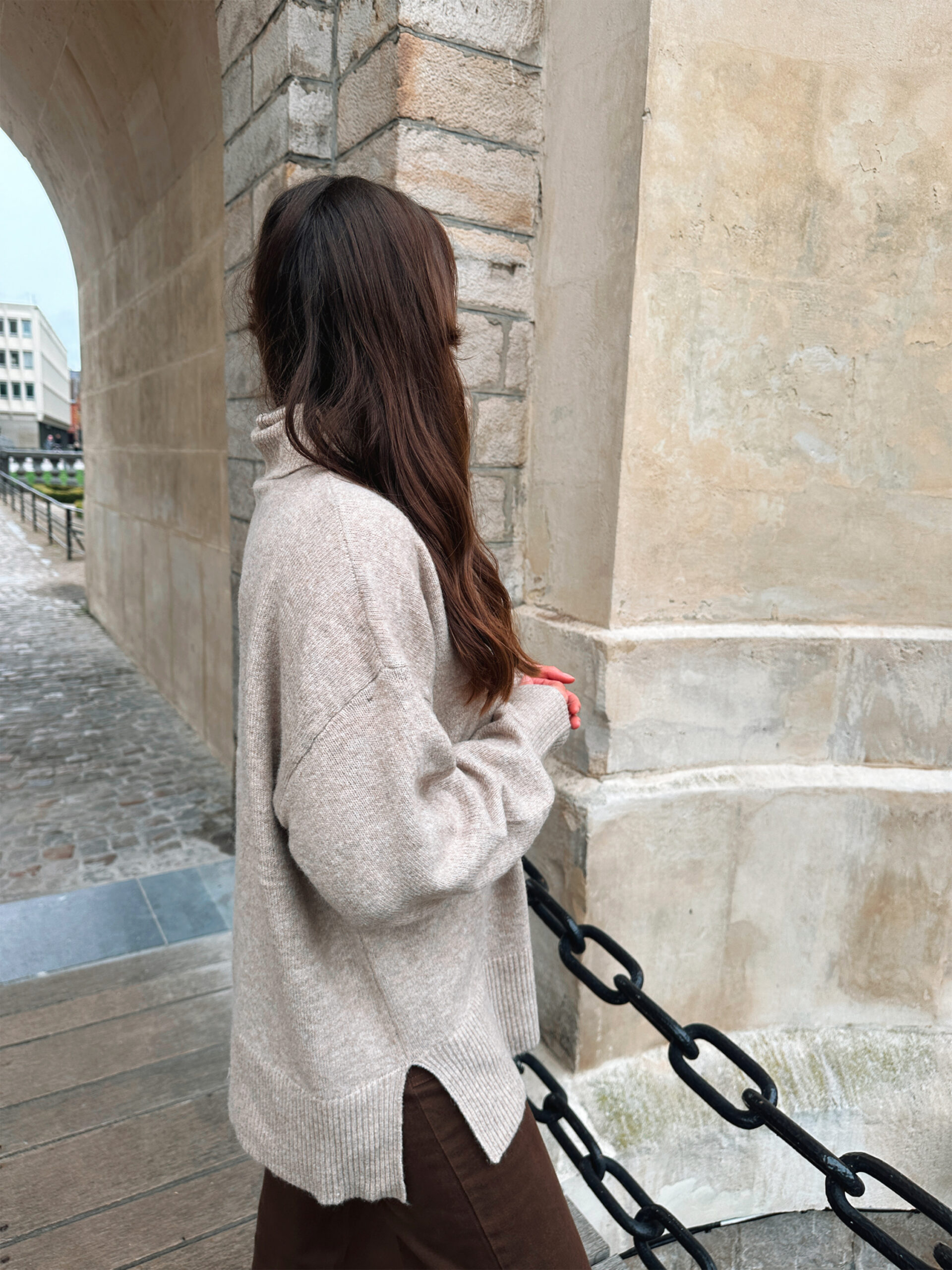 pull-clara-taupe-lespiplettes6