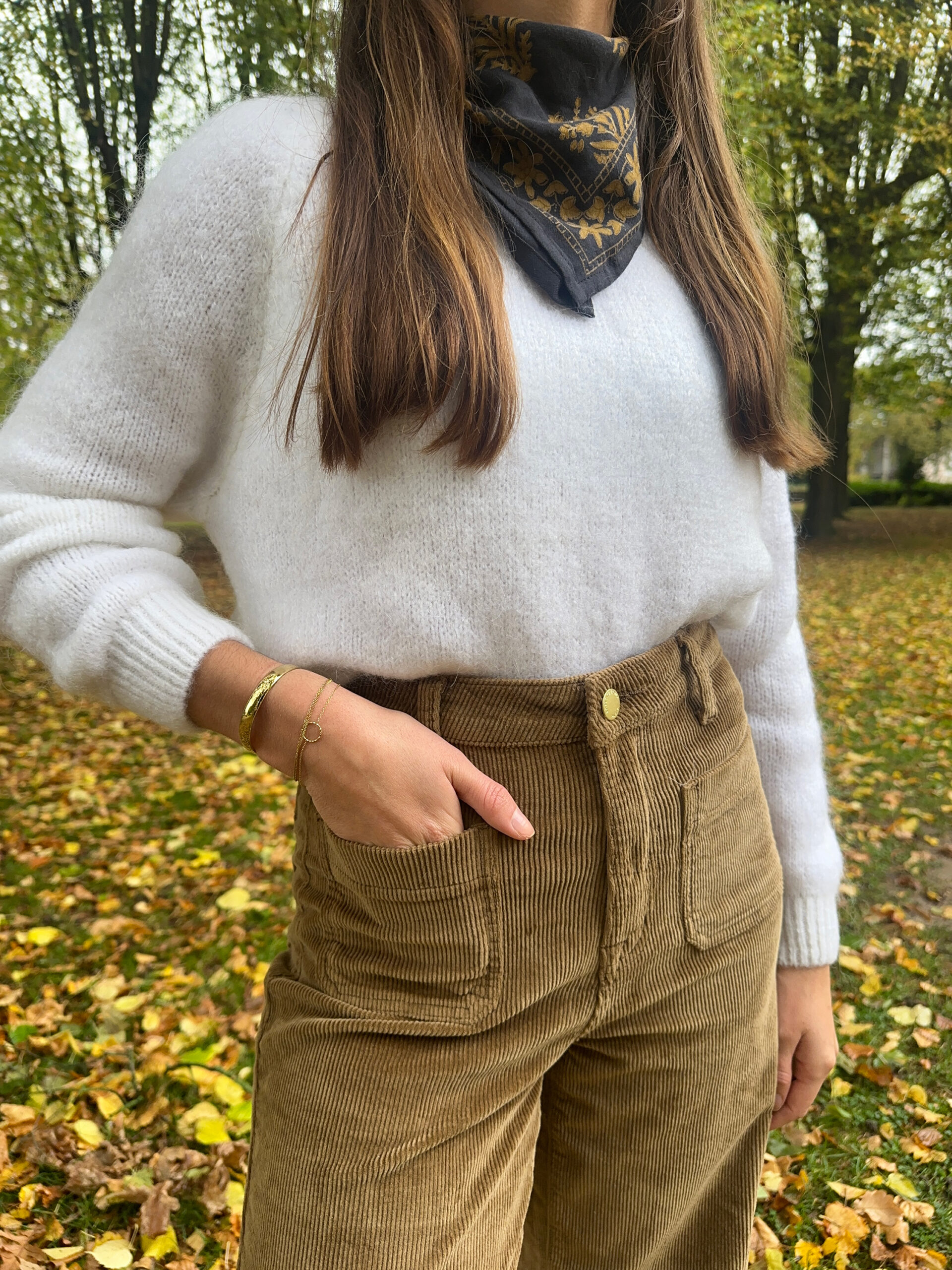 pull-sunny-ecru-lespiplettes1 Pull Sunny écru porté par la modèle