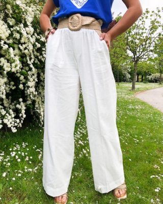 Voici SIMON, notre nouveau pantalon fluide en coton et lin, plus tendance que jamais ! 🌼

www.lespiplettesstore.fr

#lespiplettes #shopping #mode #lille #vieuxlille #arras #paris #lemarais #valenciennes #amiens #letouquet #strasbourg #toulouse #eshop #colors #printempsete #nouvellecollection #fashionstyle #fashionaddict #springmood